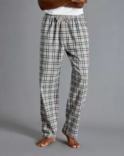 CHARLES TYRWHITT Check Pajama Bottoms - Grey & Navy -Charles Tyrwhitt Shop ACN0045HBL MODEL FRONT