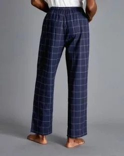 CHARLES TYRWHITT Check Pajama Bottoms - Navy & Wh -Charles Tyrwhitt Shop ACN0045NWT MODEL BACK