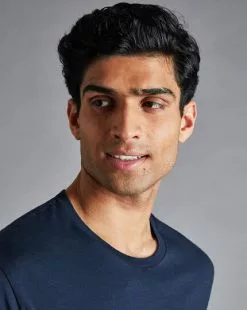 CHARLES TYRWHITT 2 Pack Crew Neck Cotton Undershirts - Indigo Blue And Gray -Charles Tyrwhitt Shop ACU0121MLT MODEL DETAIL 1