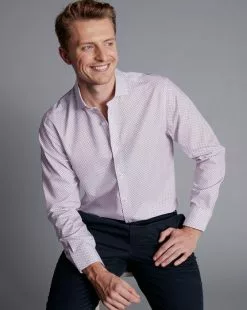 CHARLES TYRWHITT Semi-Spread Collar Non-Iron Circle Print Shirt - Mauve P -Charles Tyrwhitt Shop CSB0084MAU MODEL SEATED