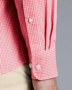 CHARLES TYRWHITT Button-Down Collar Non-Iron Stretch Poplin Mini Gingham Shirt - Bright Pink 12 CHARLES TYRWHITT Button-Down Collar Non-Iron Stretch Poplin Mini Gingham Shirt - Bright Pink -Charles Tyrwhitt Shop CSN0378BPK MODEL CUFF