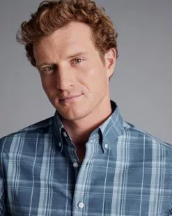 CHARLES TYRWHITT Button-Down Collar Non-Iron Stretch Poplin Slub Multi Check Short Sleeve Shirt - Steel B -Charles Tyrwhitt Shop CSN0384STL MODEL DETAIL