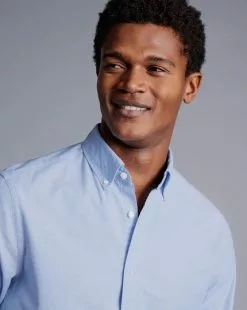 CHARLES TYRWHITT Button-Down Collar Clipped Dobby Chambray Shirt - Sky B 14 CHARLES TYRWHITT Button-Down Collar Clipped Dobby Chambray Shirt - Sky B -Charles Tyrwhitt Shop CSR2046SKY MODEL DETAIL