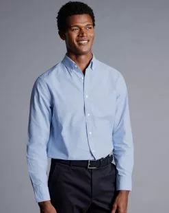 CHARLES TYRWHITT Button-Down Collar Clipped Dobby Chambray Shirt - Sky B 11 CHARLES TYRWHITT Button-Down Collar Clipped Dobby Chambray Shirt - Sky B -Charles Tyrwhitt Shop CSR2046SKY MODEL TUCKED