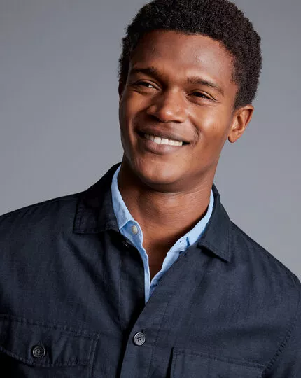 CHARLES TYRWHITT Cotton Linen Overshirt - Navy 5 CHARLES TYRWHITT Cotton Linen Overshirt - Navy - Image 3
