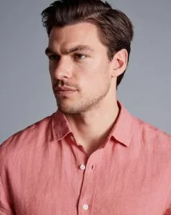 CHARLES TYRWHITT Pure Linen Shirt - Salmon Pink -Charles Tyrwhitt Shop CSR2052SLP MODEL DETAIL