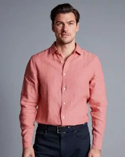 CHARLES TYRWHITT Pure Linen Shirt - Salmon Pink -Charles Tyrwhitt Shop CSR2052SLP MODEL TUCKED
