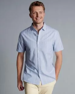 CHARLES TYRWHITT Cotton Linen Stripe Short Sleeve Shirt - Sky B -Charles Tyrwhitt Shop CSR2062SKY MODEL UNTUCKED