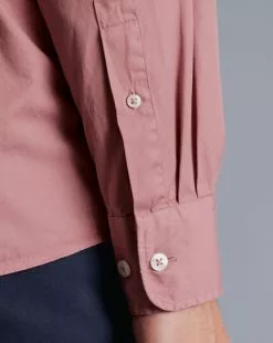 CHARLES TYRWHITT Button-Down Collar Washed Fine Twill Shirt - Pink -Charles Tyrwhitt Shop CSR2067PNK MODEL CUFF