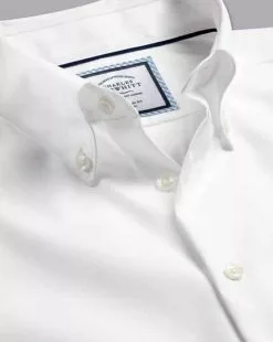CHARLES TYRWHITT Button-Down Collar Non-Iron Shirt - Wh -Charles Tyrwhitt Shop FOB0188WHT COLLAR DETAIL 1