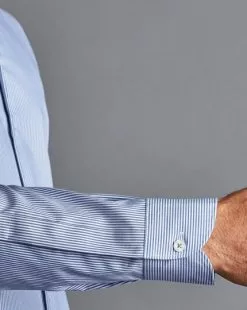 CHARLES TYRWHITT Button-Down Collar Non-Iron Stripe Shirt - Cobalt B -Charles Tyrwhitt Shop FOB0636COB MODEL CUFF