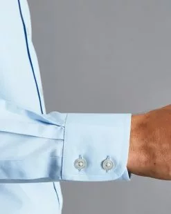 CHARLES TYRWHITT Non-Iron Poplin Shirt - Sky B -Charles Tyrwhitt Shop FON0216SKY MODEL CUFF