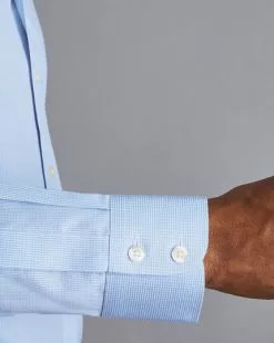 CHARLES TYRWHITT Non-Iron Puppytooth Shirt - Sky B -Charles Tyrwhitt Shop FON0410SKY MODEL CUFF
