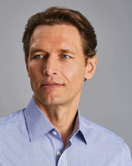 CHARLES TYRWHITT Non-Iron Bengal Stripe Shirt - Royal B 5 CHARLES TYRWHITT Non-Iron Bengal Stripe Shirt - Royal B - Image 3