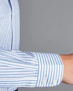 CHARLES TYRWHITT Non-Iron Twill Stripe Shirt - Cornflower B 15 CHARLES TYRWHITT Non-Iron Twill Stripe Shirt - Cornflower B -Charles Tyrwhitt Shop FON0412WSK MODEL CUFF