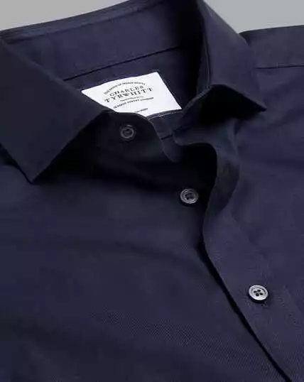 CHARLES TYRWHITT Spread Collar Non-Iron Twill Shirt - Navy 10 CHARLES TYRWHITT Spread Collar Non-Iron Twill Shirt - Navy - Image 8