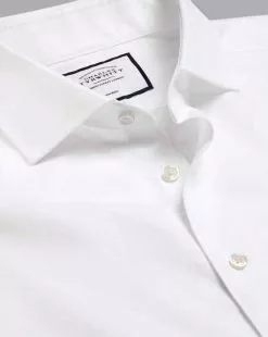 CHARLES TYRWHITT Extreme Spread Collar Non-Iron Twill Shirt - Wh -Charles Tyrwhitt Shop FON0668WHT COLLAR DETAIL 1