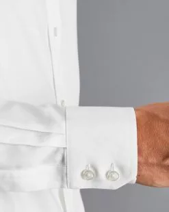 CHARLES TYRWHITT Extreme Spread Collar Non-Iron Twill Shirt - Wh -Charles Tyrwhitt Shop FON0668WHT MODEL CUFF