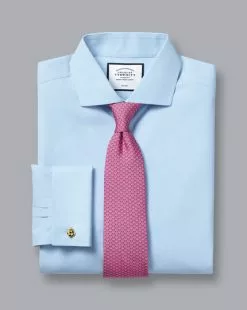 CHARLES TYRWHITT Spread Collar Non-Iron Poplin Shirt - Sky B -Charles Tyrwhitt Shop FON0672SKY FOLD DOUBLE