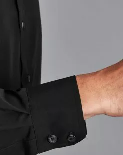 CHARLES TYRWHITT Spread Collar Non-Iron Poplin Shirt - Black -Charles Tyrwhitt Shop FON0710BLK MODEL CUFF