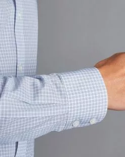 CHARLES TYRWHITT Non-Iron Poplin Fine Check Shirt - Sky B 12 CHARLES TYRWHITT Non-Iron Poplin Fine Check Shirt - Sky B -Charles Tyrwhitt Shop FON2343SKY MODEL CUFF