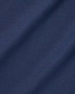 CHARLES TYRWHITT Spread Collar Non-Iron Royal Oxford Shirt - French B -Charles Tyrwhitt Shop FON2438FRE FABRIC DETAIL