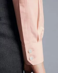 CHARLES TYRWHITT Spread Collar Non-Iron Twill Shirt - Peach -Charles Tyrwhitt Shop FON2452PCH MODEL CUFF
