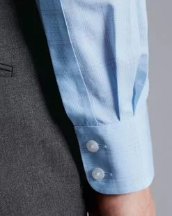CHARLES TYRWHITT Non-Iron Prince Of Wales Check Shirt - Light B -Charles Tyrwhitt Shop FON2460LBU MODEL CUFF