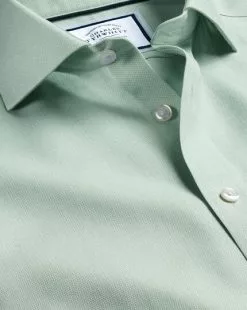 CHARLES TYRWHITT Spread Collar Non-Iron Henley Weave Shirt - Light Green