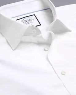 CHARLES TYRWHITT Semi-Spread Collar Egyptian Cotton Poplin Shirt - Wh -Charles Tyrwhitt Shop FOR2245WHT COLLAR DETAIL 1