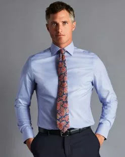 CHARLES TYRWHITT Semi-Spread Collar Egyptian Cotton Twill Small Grid Check Shirt - Ocean B -Charles Tyrwhitt Shop FOR2295OCE MODEL OUTFIT