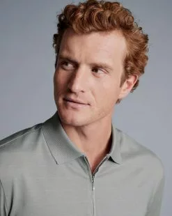 CHARLES TYRWHITT Tyrwhitt Cool Zip-Neck Polo - Light Grey -Charles Tyrwhitt Shop JEP0395LGY MODEL DETAIL ALT