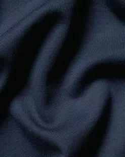 CHARLES TYRWHITT Cotton Tyrwhitt T-Shirt - Navy 13 CHARLES TYRWHITT Cotton Tyrwhitt T-Shirt - Navy -Charles Tyrwhitt Shop JET0006NAV FABRIC DETAIL