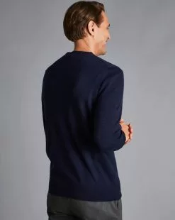 CHARLES TYRWHITT Merino Crew Neck Sweater - Navy -Charles Tyrwhitt Shop KNJ0067NAV MODEL BACK