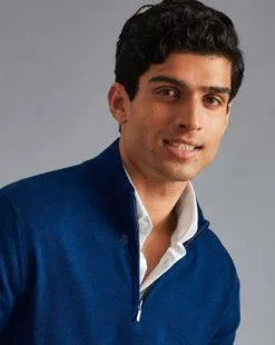 CHARLES TYRWHITT Merino Zip Neck Sweater - Royal B -Charles Tyrwhitt Shop KNJ0321RYL MODEL DETAIL