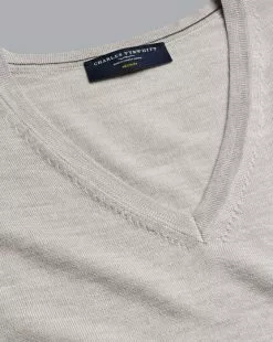 CHARLES TYRWHITT Merino V-Neck Sweater - Silv