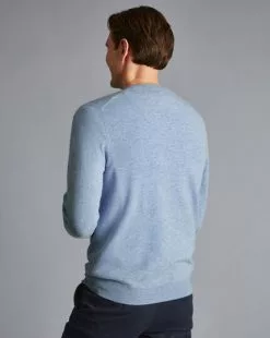 CHARLES TYRWHITT Merino Cashmere Crew Neck Sweater - Sky -Charles Tyrwhitt Shop KNJ0365SKY MODEL BACK