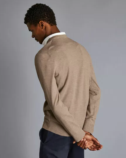 CHARLES TYRWHITT Merino V-Neck Sweater - Oatm 8 CHARLES TYRWHITT Merino V-Neck Sweater - Oatm - Image 6