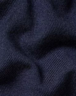 CHARLES TYRWHITT Merino Shirt Cardigan - Navy 12 CHARLES TYRWHITT Merino Shirt Cardigan - Navy -Charles Tyrwhitt Shop KNJ0422NAV FABRIC DETAIL