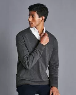 CHARLES TYRWHITT Merino V-Neck Sweater - Grey -Charles Tyrwhitt Shop KNJ0429GRY MODEL SEATED