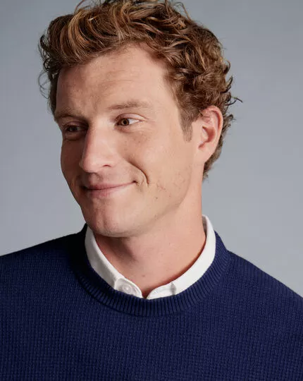 CHARLES TYRWHITT Cotton Merino Waffle Crew Neck - Dark Navy 5 CHARLES TYRWHITT Cotton Merino Waffle Crew Neck - Dark Navy - Image 3