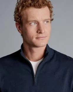 CHARLES TYRWHITT Combed Cotton Zip Neck Sweater - Dark Navy -Charles Tyrwhitt Shop KNJ0440DNY MODEL DETAIL