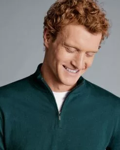 CHARLES TYRWHITT Combed Cotton Zip Neck Sweater - Teal Green -Charles Tyrwhitt Shop KNJ0440TEL MODEL DETAIL