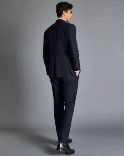 CHARLES TYRWHITT Ultimate Performance Suit - Dark Navy -Charles Tyrwhitt Shop SUT44DNY MODEL BACK