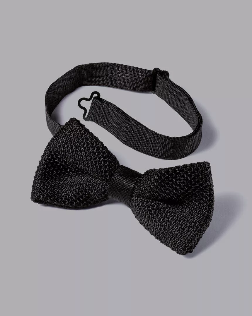 CHARLES TYRWHITT Silk Knitted Bow Tie - Black 3 CHARLES TYRWHITT Silk Knitted Bow Tie - Black