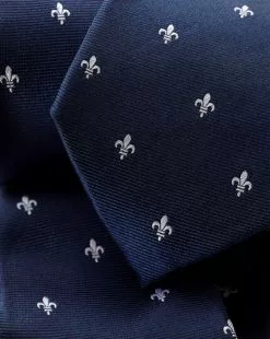 CHARLES TYRWHITT Stain Resistant Silk Fleur-de-lys Tie - French B -Charles Tyrwhitt Shop TIC0892NAV DETAIL