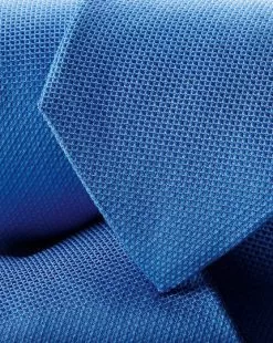 CHARLES TYRWHITT Stain Resistant Silk Tie - Cobalt B -Charles Tyrwhitt Shop TIC2020COB DETAIL