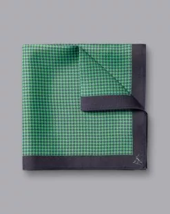 CHARLES TYRWHITT Micro Print Silk Pocket Square - Green & Navy