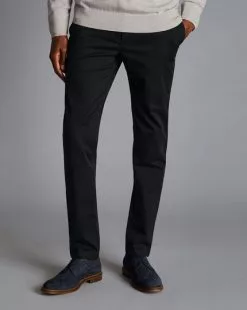 CHARLES TYRWHITT Ultimate Non-Iron Chinos - Black -Charles Tyrwhitt Shop TRC0270BLK MODEL FRONT