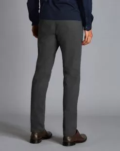CHARLES TYRWHITT Ultimate Non-Iron Chinos - Dark Grey -Charles Tyrwhitt Shop TRC0270DGY MODEL BACK